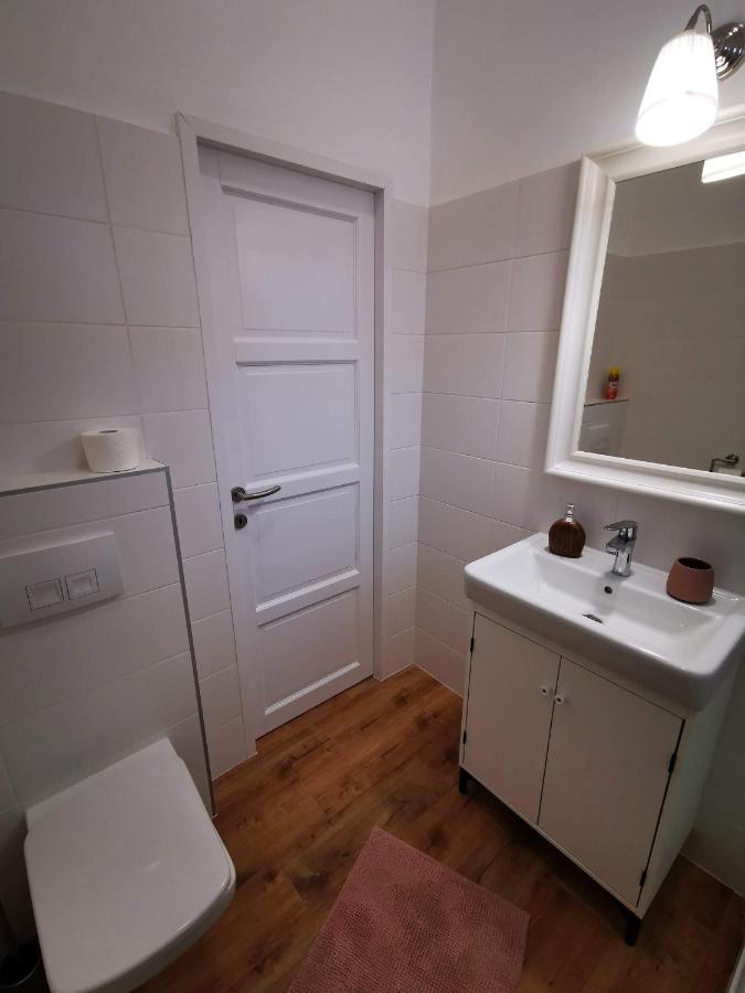 Gold 2 Apartman Sopron Exterior photo